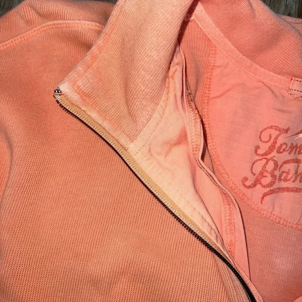 Tommy Bahama • Ribbed 1/4 zip Sweater